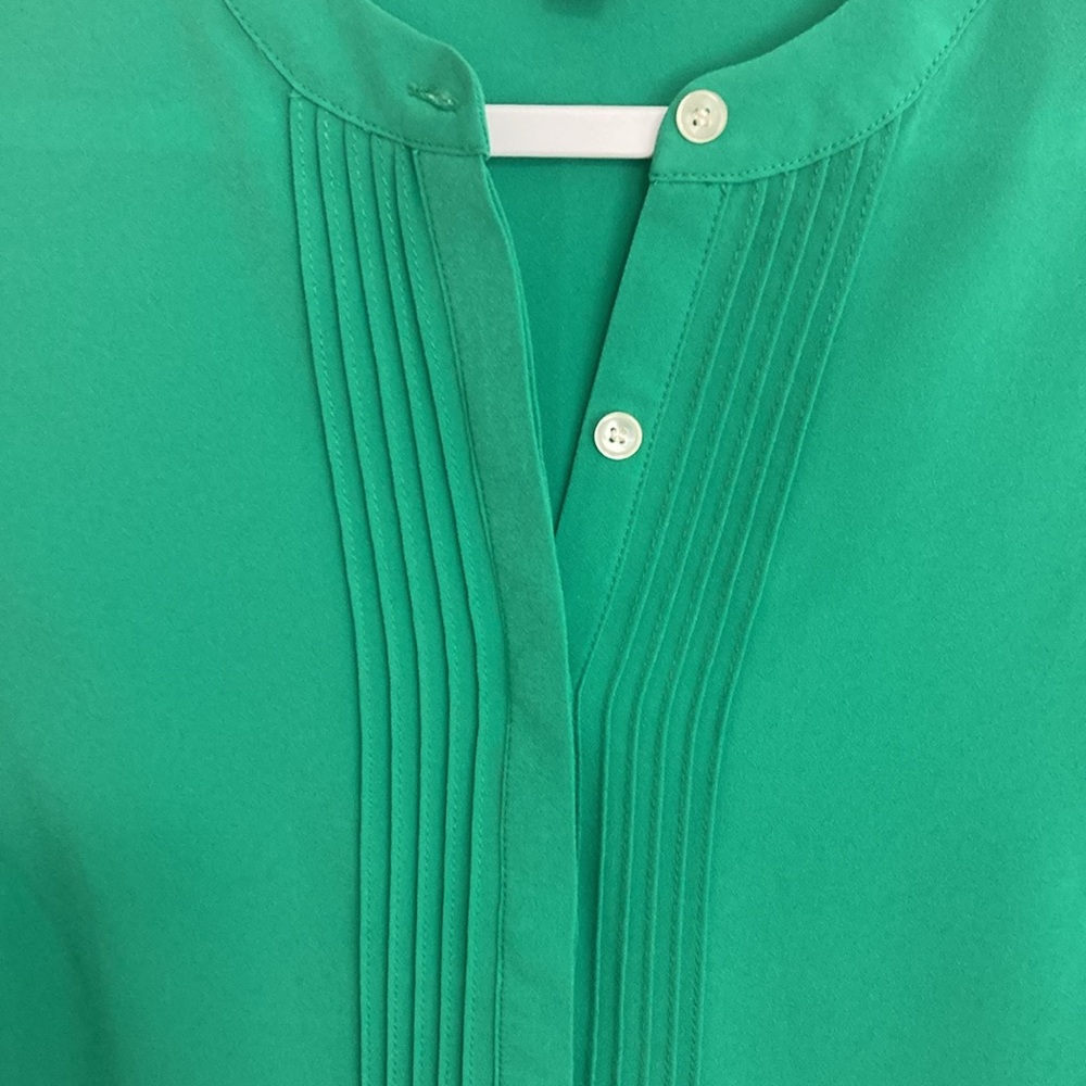Set of two Talbots Blouses - Picture 10 of 14